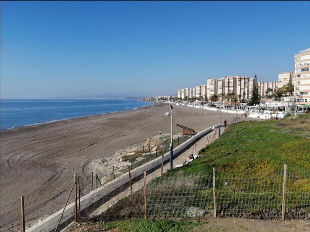 Estudio Torrox Playa- Vistas Al Mar Y Piscina المظهر الخارجي الصورة